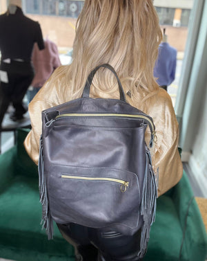 
            
                Load image into Gallery viewer, Handmade Leather Backpack
            
        